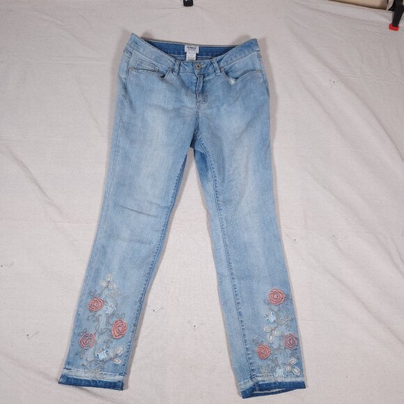 Monroe & Main Floral Embroidered Slim Leg Blue Jeans Womens Size 8 Boho Western - Picture 1 of 16